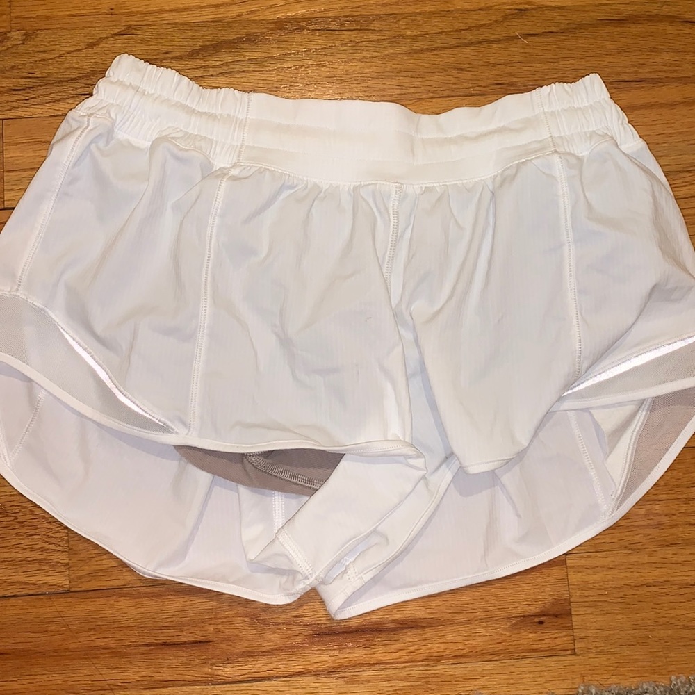 White Hotty Hots!